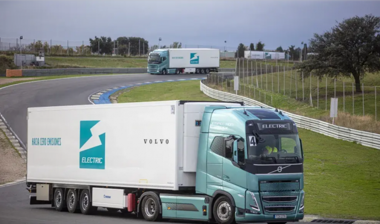 Volvo Trucks lanza al mercado su gama de camiones totalmente eléctricos