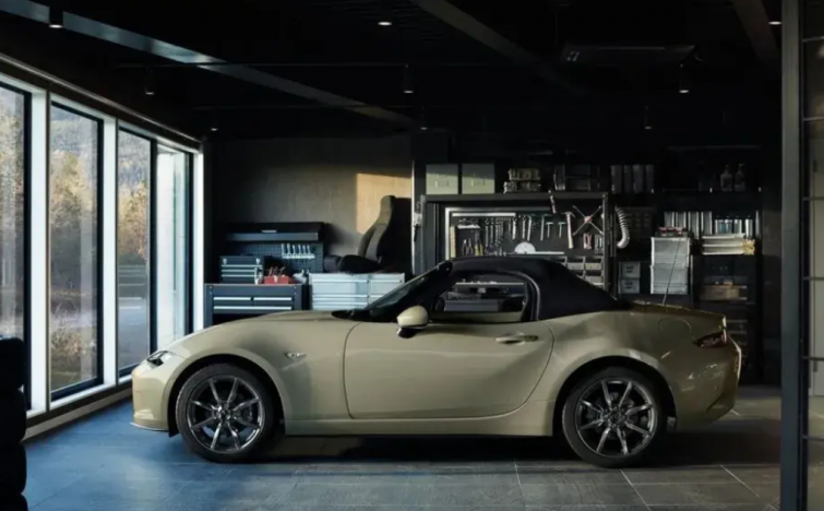 Nuevos colores y más equipamiento para el Mazda MX-5