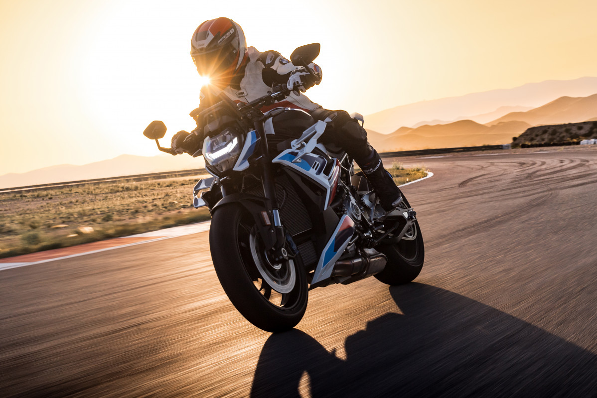 Nuevo BMW M2 y la BMW M 1000 R  (3)