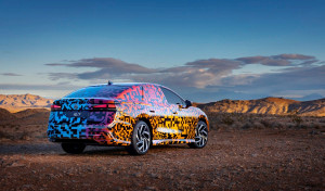 Volkswagen desvela en el CES el ID.71, su berlina eléctrica con camuflaje inteligente