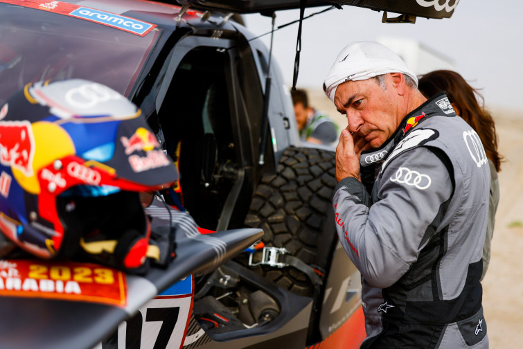 Dakar 2023. Etapa 9. Sainz deja el Dakar, tras una lección de pundonor