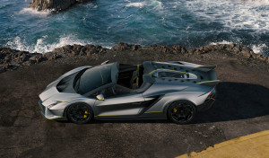 Invencible y Autentica, los últimos Lamborghini con motor V12