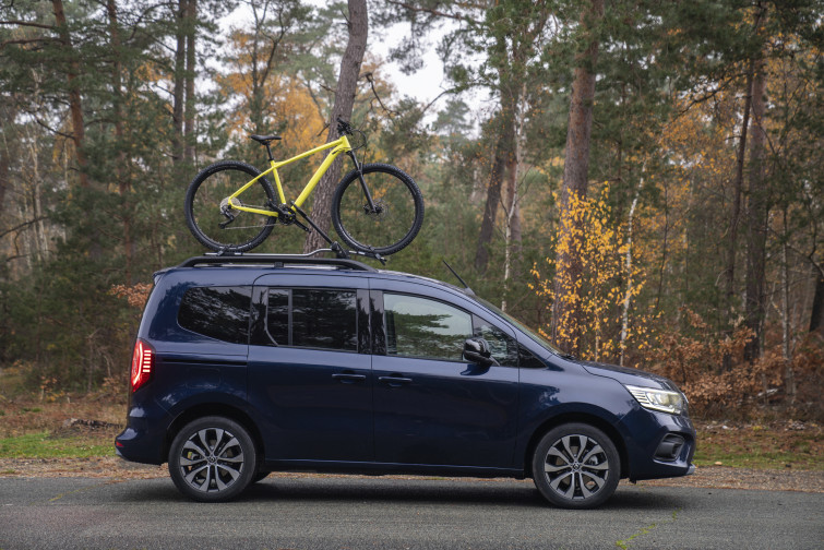 El Renault Kangoo Combi, ahora en versión 100% eléctrica por 39.200 euros