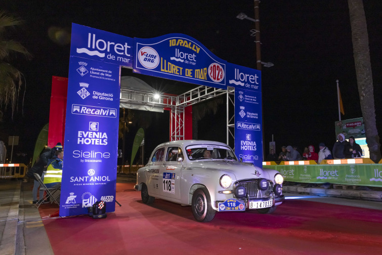 Victoria de Seat Históricos con el Seat 1400 en el Rally Lloret de Mar