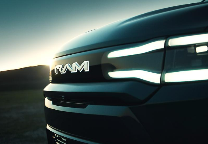 Stellantis empezará en 2024 la producción de su primera 'pick-up' eléctrica, la RAM 1500 REV