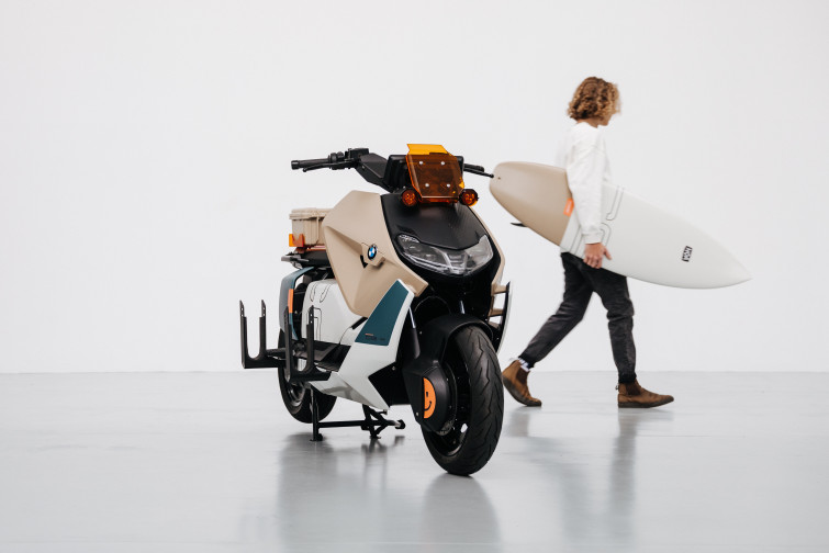 BMW CE 04 Vagabund Moto Concept, scooter elegante y funcional