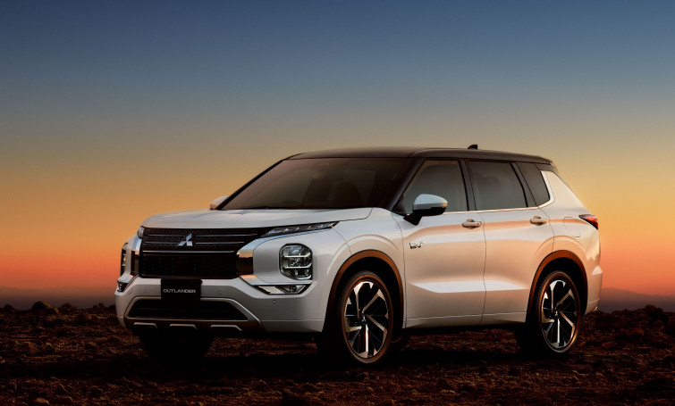Mitsubishi confirma el lanzamiento del Outlander PHEV en 2024
