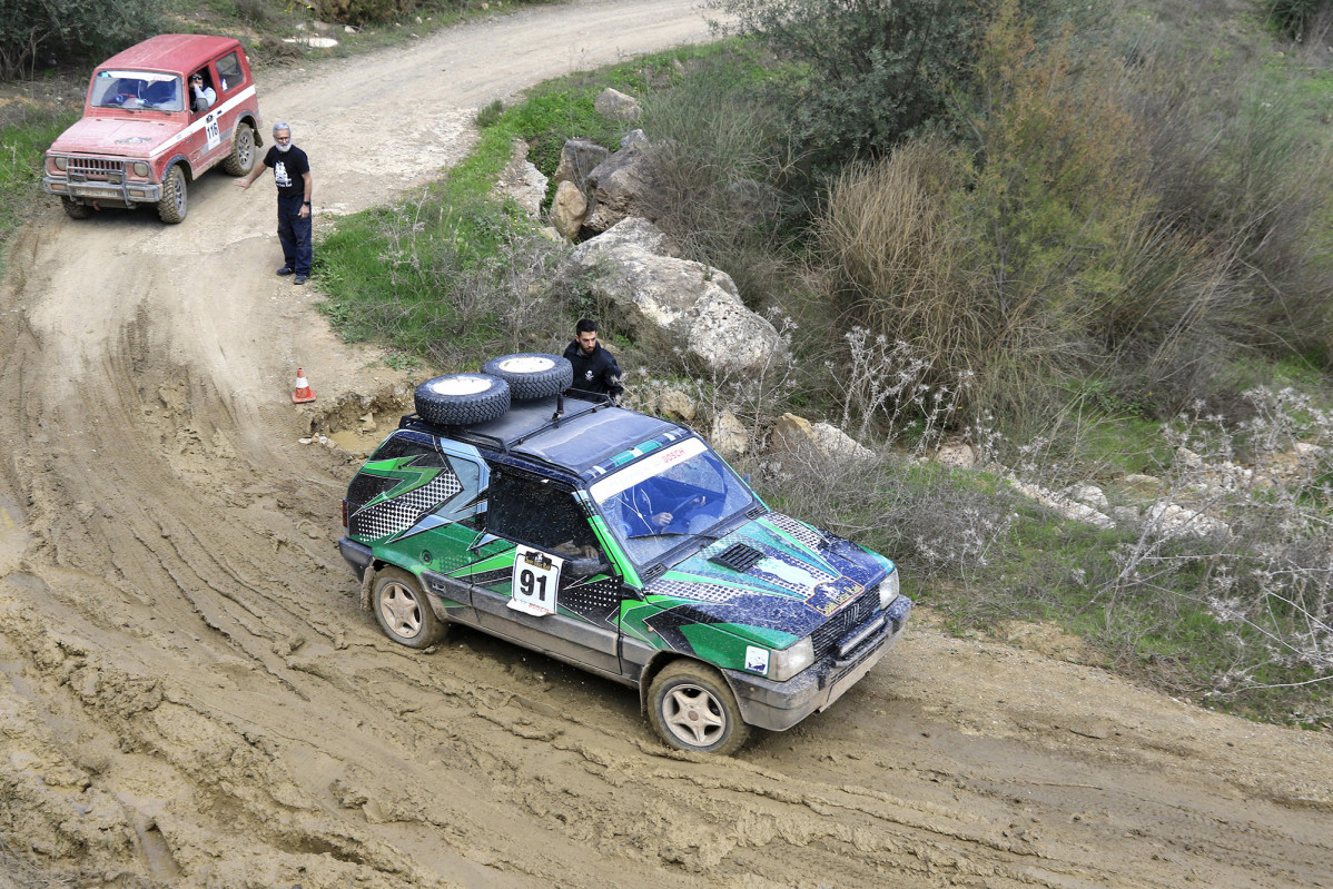 Arranca la novena ediciu00f3n del Spain Classic Raid con mu00e1s de 140 coches clu00e1sicos recorriendo Espau00f1a (3)