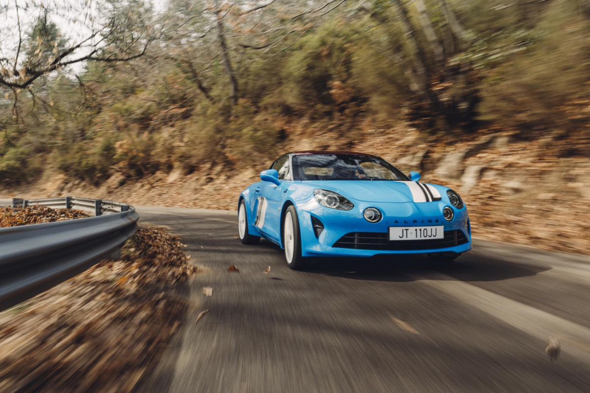 Alpine A110 San Remo 73, una edición limitada para rendir homenaje a su pasado en los rallyes  (6)