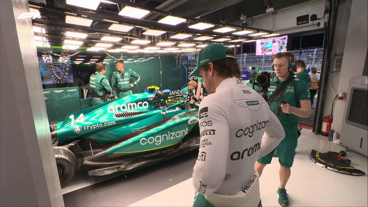 Fernando Alonso y su Aston Martin mantienen el pulso a los Red Bull en los libres del GP de Arabia Saudí