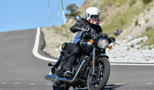 Elementos esenciales de seguridad activa y pasiva para motos