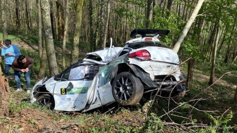 ​Dos participantes en el Rally Villa de Tineo fallecen tras una salida de carretera