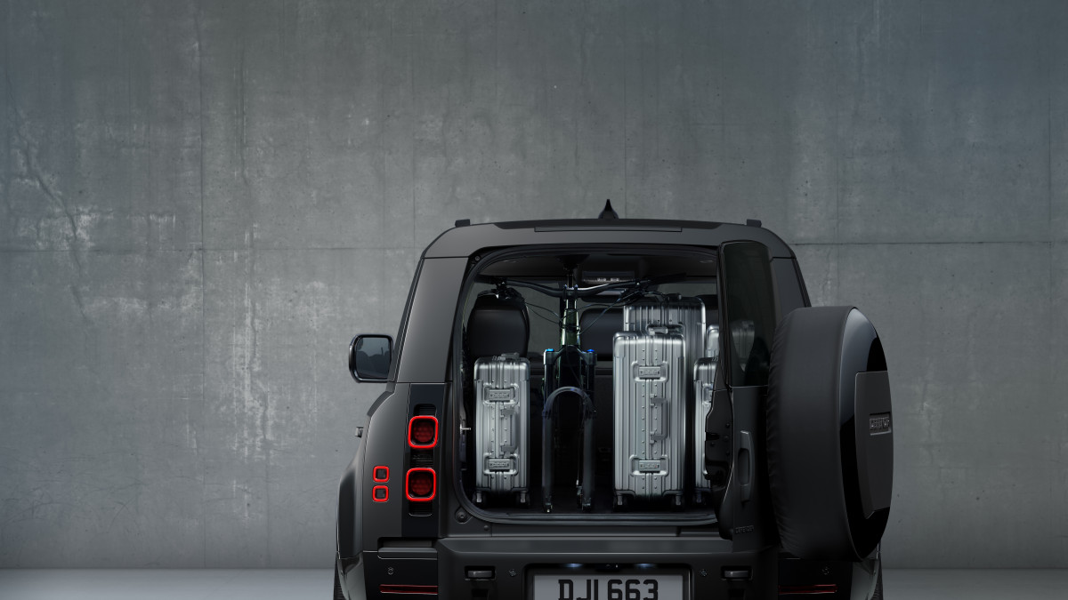 Land Rover Defender 130 V8 (3)
