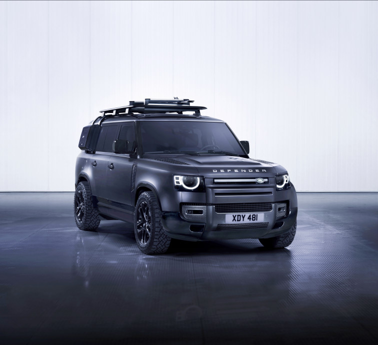 Land Rover amplía su familia Defender con el potente 130 Outbound