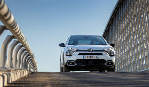 ​Citroen refuerza su gama con nuevas versiones eléctricas de ë-C4 y ë-C4 X