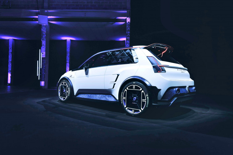 Alpine inicia una nueva era con la presentación de su prototipo deportivo eléctrico A290_β