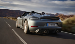 ​Porsche presenta su potente 718 Spyder RS con motor de 911 GT3