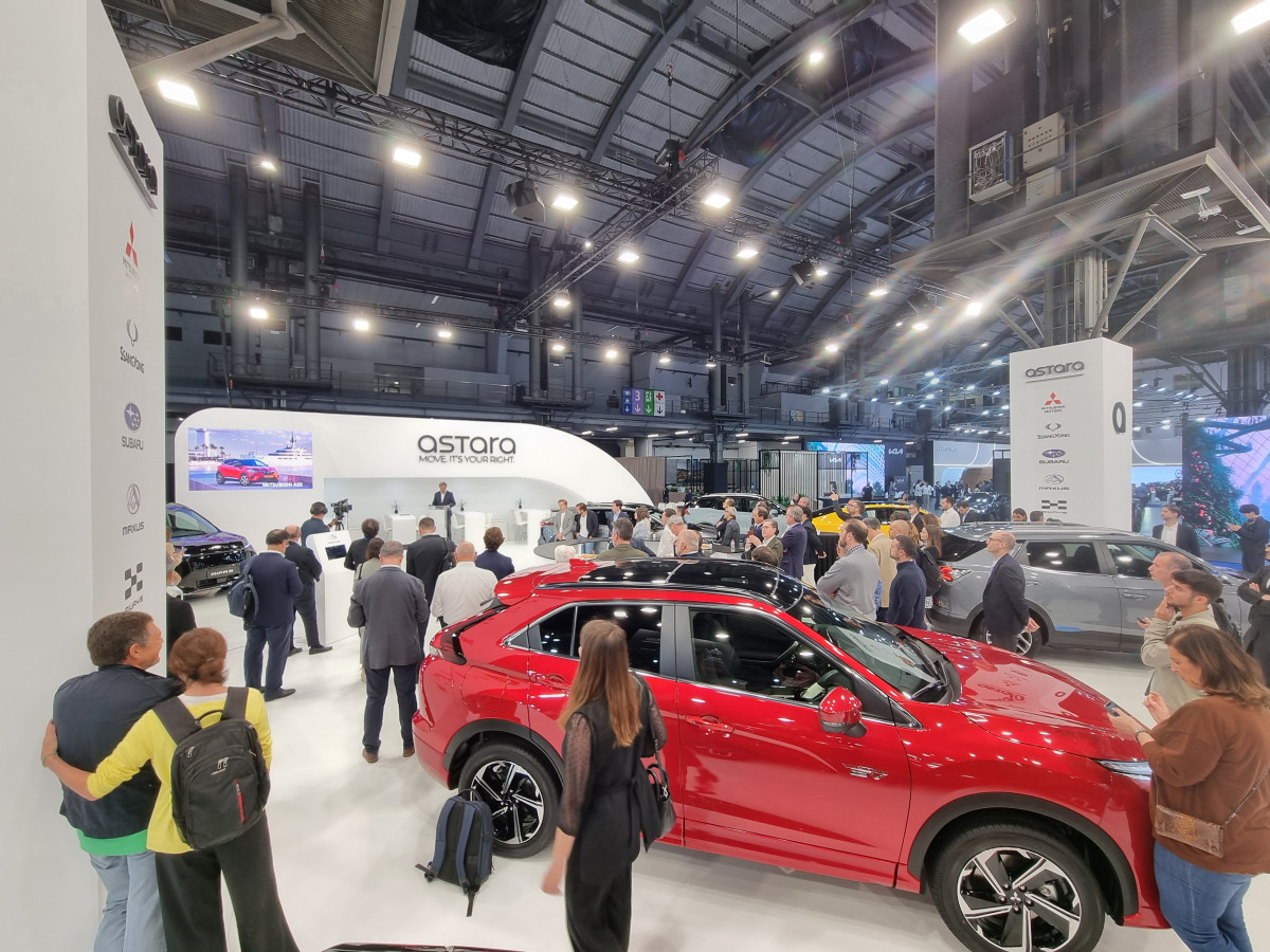 Automobile barcelona 2023 (4)