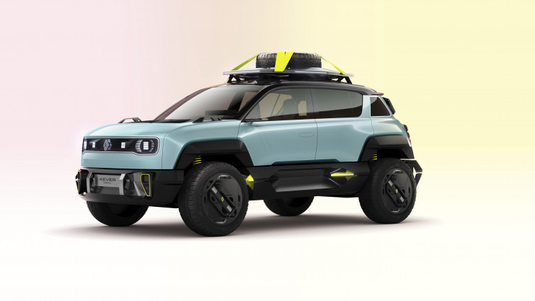 ​El Renault 4EVER Trophy, inspirado en el clásico Renault 4, debuta en Roland-Garros 2023