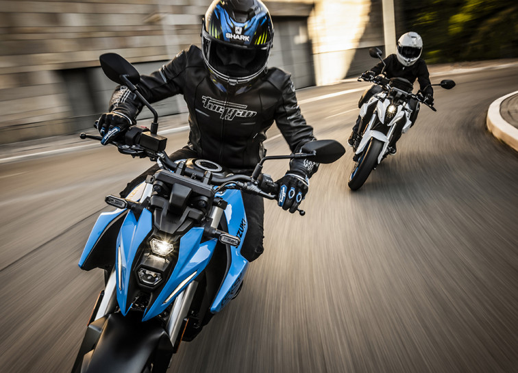 Suzuki GSX-8S, la esperada naked de cilindrada media ya en concesionarios