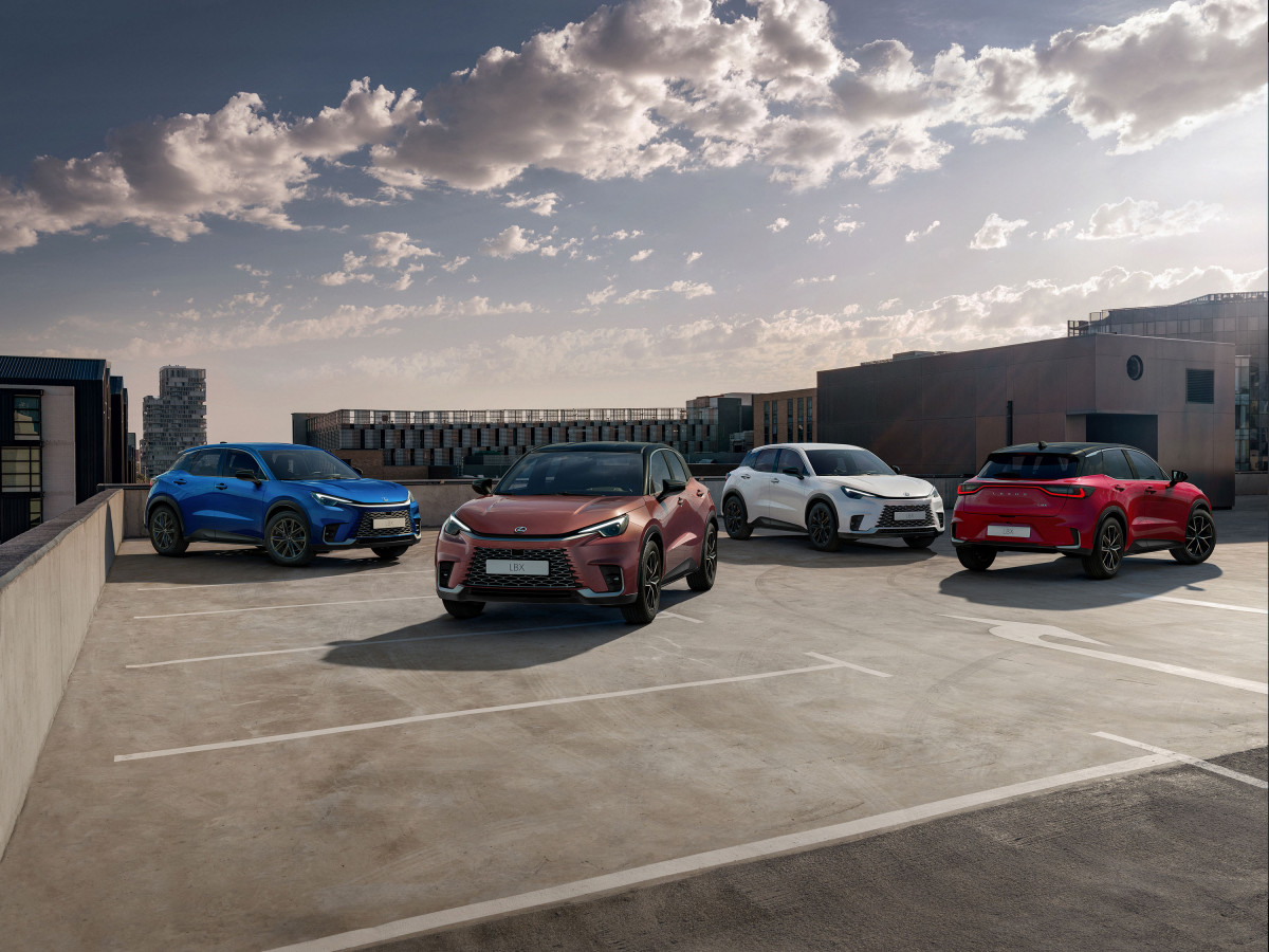 Estreno mundial del Lexus LBX la evolución del lujo y la eficiencia (4)
