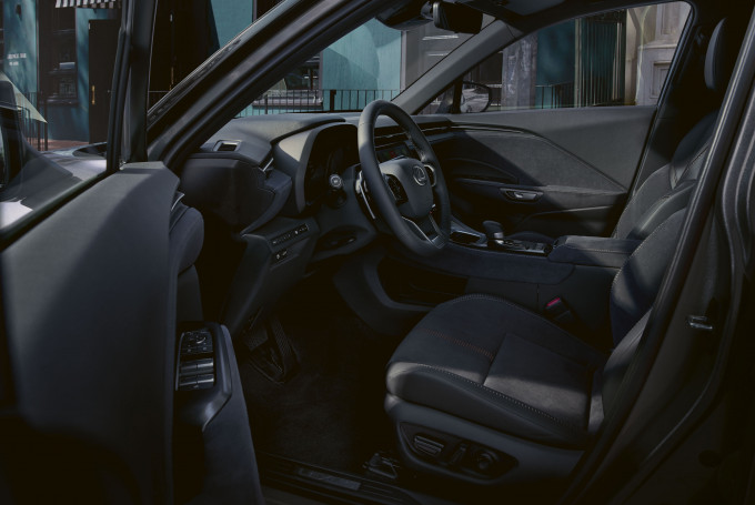 Nuevo Lexus LBX