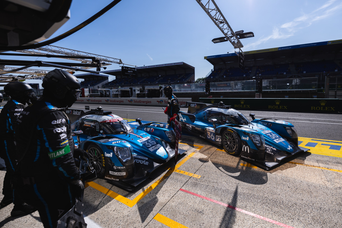 Alpine alinearu00e1 dos A470 en categoru00eda LMP2 de las 24 horas de Le Mans (2)