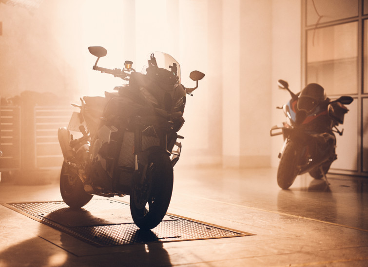 BMW M 1000 XR el prototipo de moto superdeportiva para largas distancias