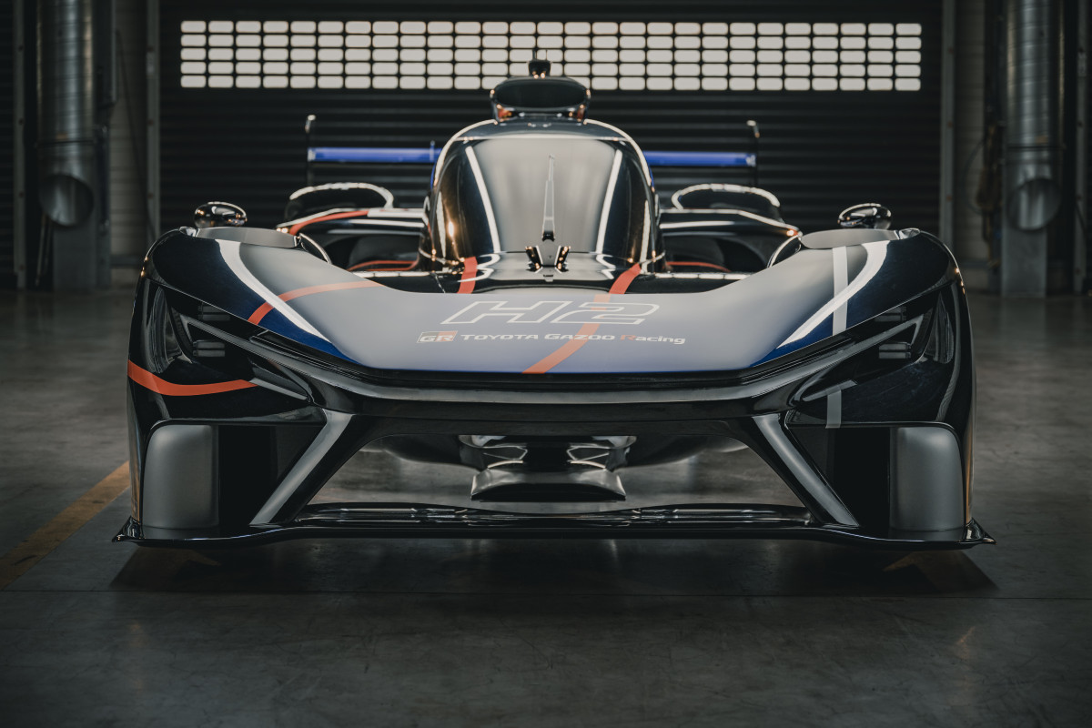 Toyota presentó su prototipo de vehículo con motor de hidrógeno, el GR H2 Racing Concept (3)