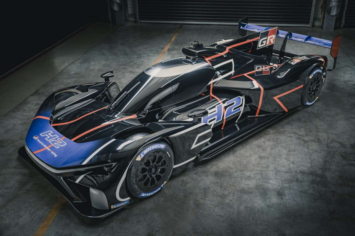Toyota presentó su prototipo de vehículo con motor de hidrógeno, el GR H2 Racing Concept (1)