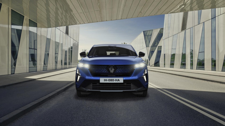 El Rafale, nuevo buque insignia de Renault, es un SUV cupé fabricado en Palencia