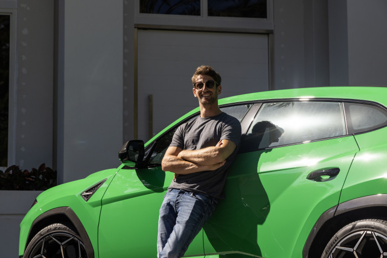 El expiloto de F1 Grosjean se prepara par participar en el WEC 2024 con Lamborghini