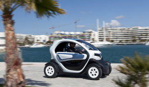 Los coches eléctricos sin carnet ganan protagonismo en la nueva movilidad urbana