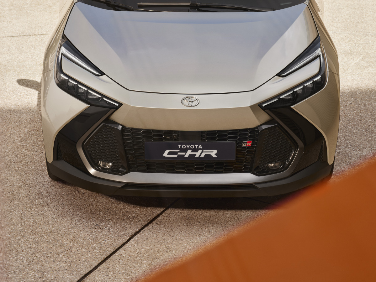 Toyota presenta a nivel mundial la nueva generación del C HR (10)