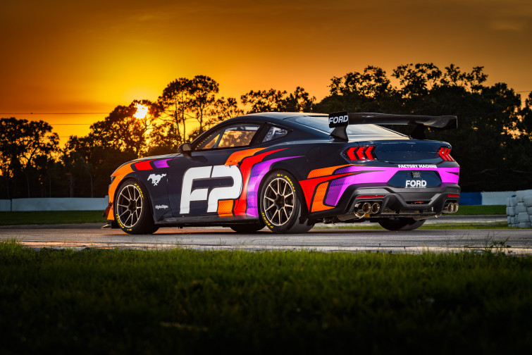 Ford Mustang GT4 debutó en las 24 Horas de Spa