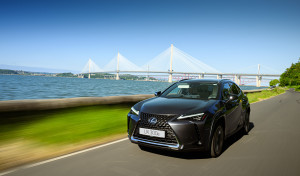 Lexus UX 300e