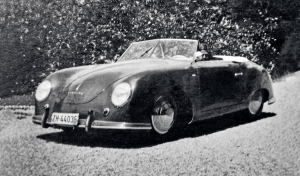 La piloto aventurera Jolantha Tschudi, primera clienta de la historia Porsche