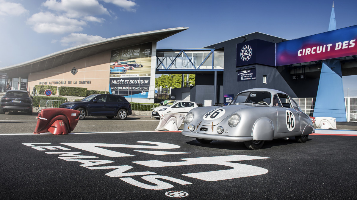 Viaje en el tiempo el histórico Porsche 356 SL vuelve a Le Mans tras su restauración (7)
