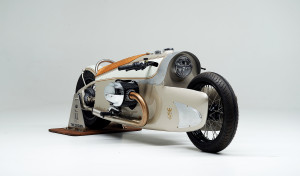 La R 18 “The Crown”,  la creación de Dirk Oehlerking en homenaje al centenario de BMW Motorrad