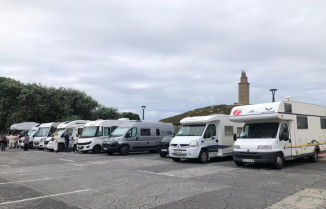 La Torre de Hércules punto de partida de la IX Ruta de Autocaravanas 