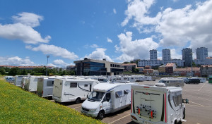 Las 58 autocaravanas la Ruta Yakart arribaron a Santiago de Compostela