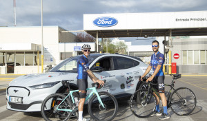Dos empleados de Ford unen las factorías Almussafes y Colonia en un reto ciclista solidario