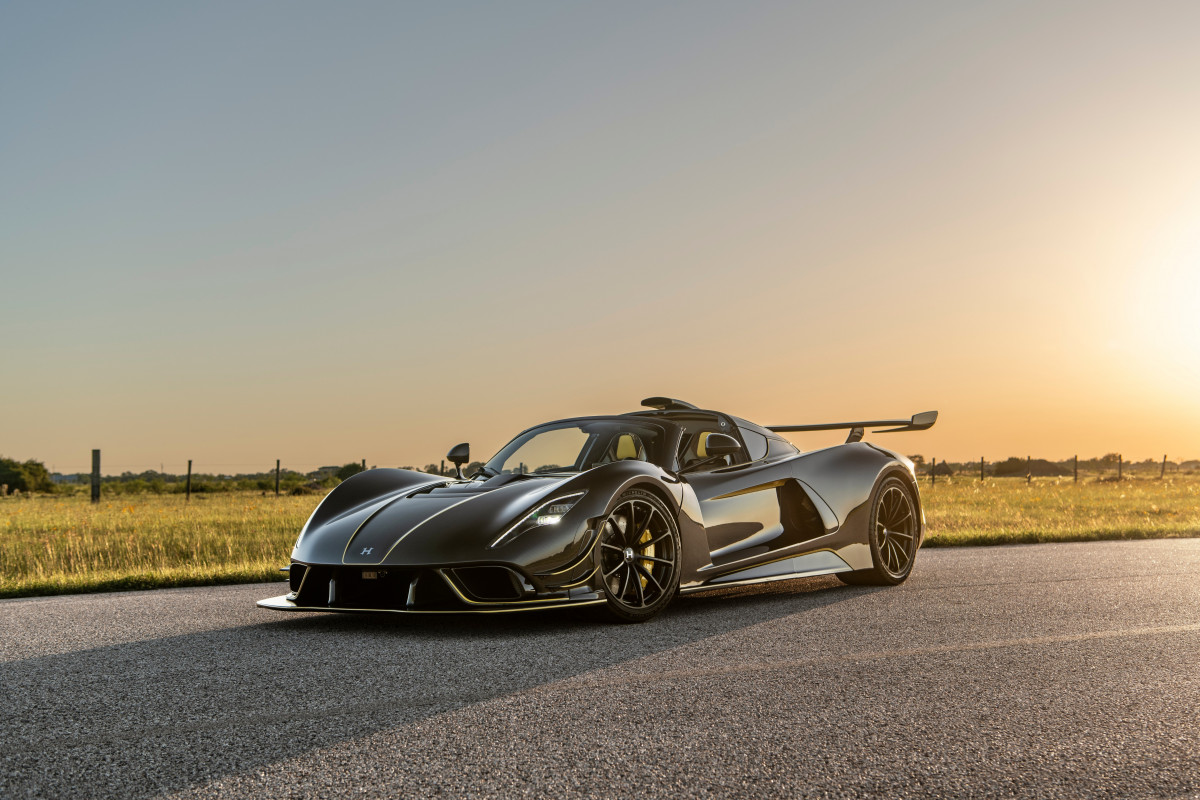 Presentación del Venom F5 Revolution Roadster en Monterey Car Week (2)