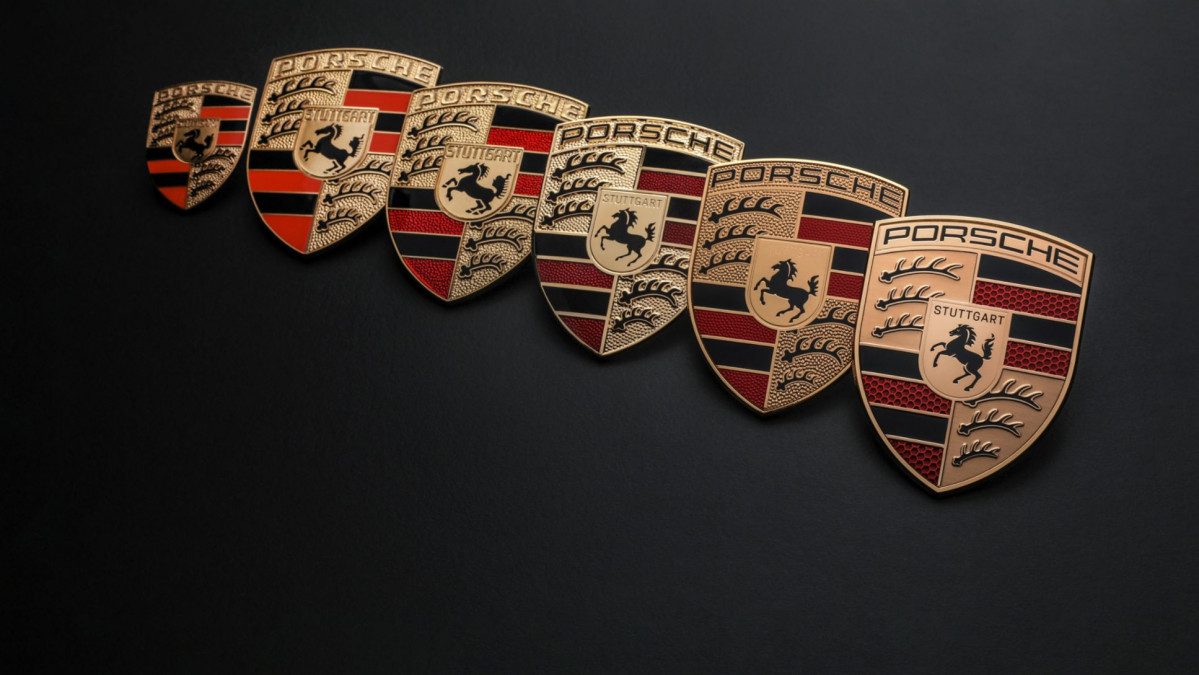 EVOLUCIÓN escudo porsche