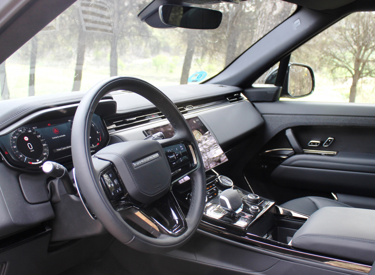 Interior range rover web