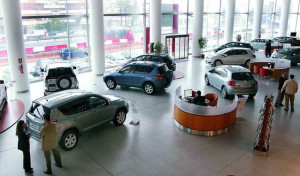 El colapso informático de la DGT paraliza las matriculaciones en toda España