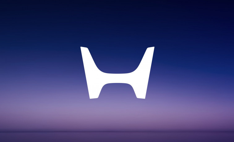 Honda estrenó en Las Vegas su nuevo logo, representando dos manos extendidas