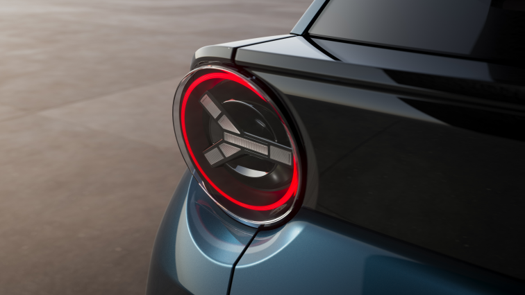 Lancia fía el relanzamiento de la marca en Italia a una edición limitada del Ypsilon eléctrico