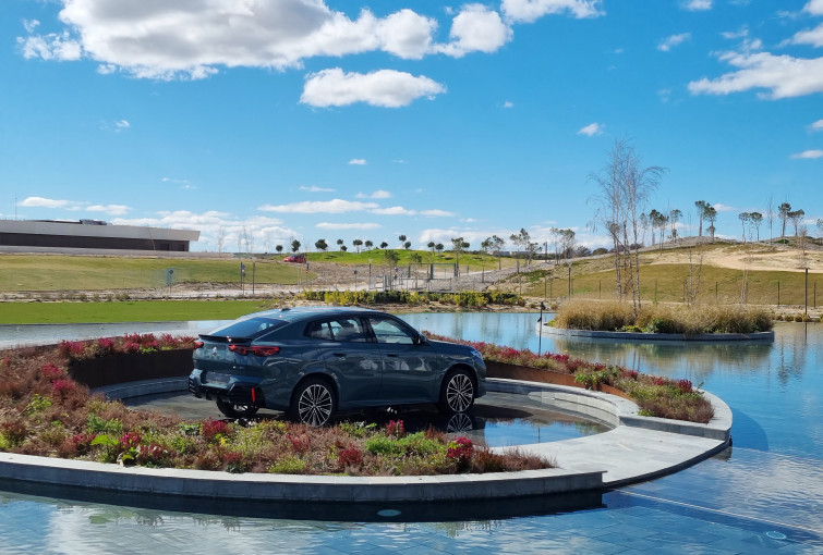Más grande, más tecnológico, más cupé… y también eléctrico; descubre el nuevo BMW X2