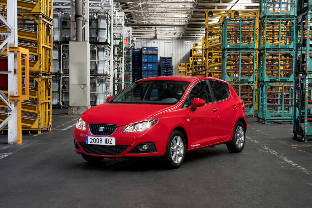 SEAT Ibiza MK4 01